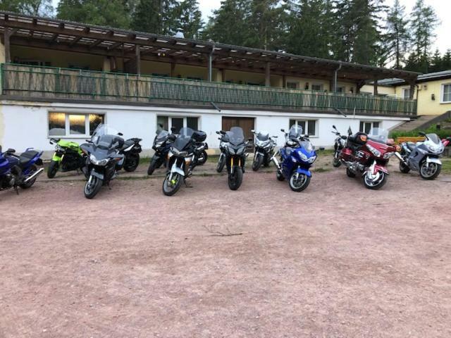Feriendorf Waldfrieden Suhl Esterno foto